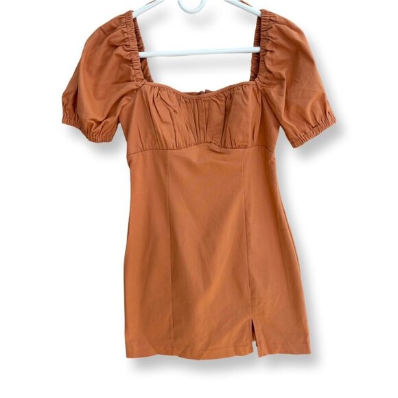 ASTR The Label NWT Wendy Puff Sleeve Mini Dress in Papaya Size Small REVOLVE - Picture 2 of 12